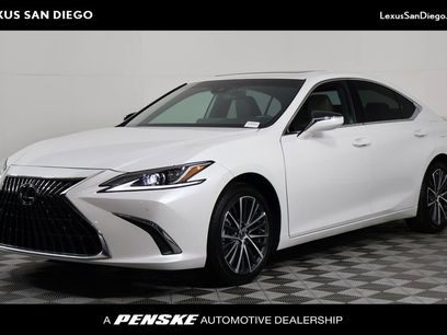 Certified 2025 Lexus ES 300h w/ Premium Package