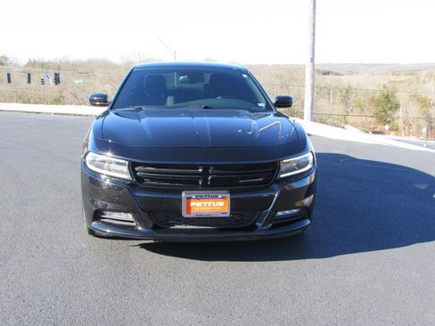 Used 2015 Dodge Charger R/T w/ Wheels & Tunes Group image 2