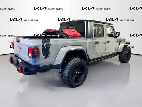 Used 2022 Jeep Gladiator Overland w/ Popular Equipment Package image 7