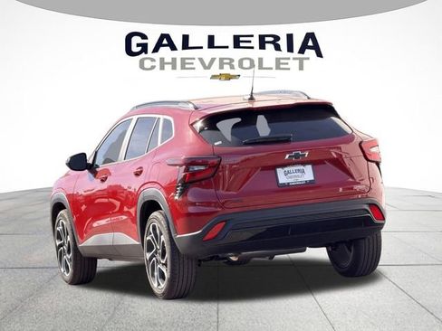 New 2026 Chevrolet Trax RS w/ Sunroof Package image 5