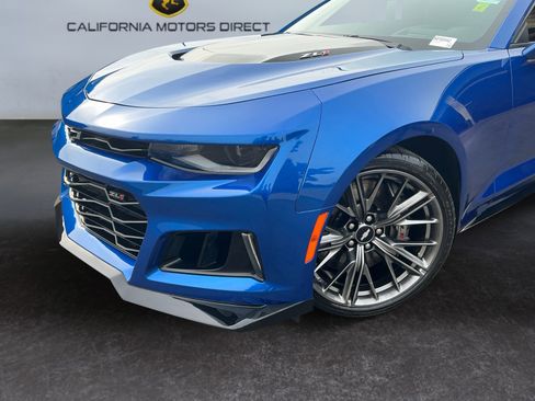 Used 2017 Chevrolet Camaro ZL1 image 9
