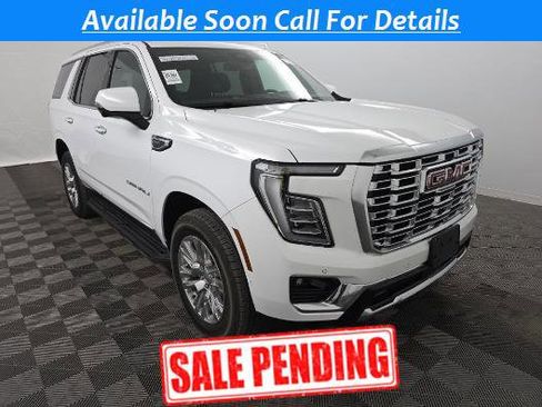 Used 2025 GMC Yukon Denali image 1