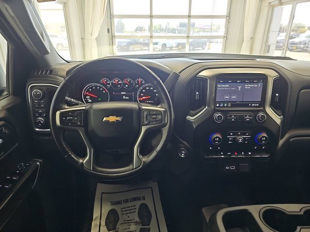 Used 2022 Chevrolet Silverado 1500 LT AWD/4WD image 13
