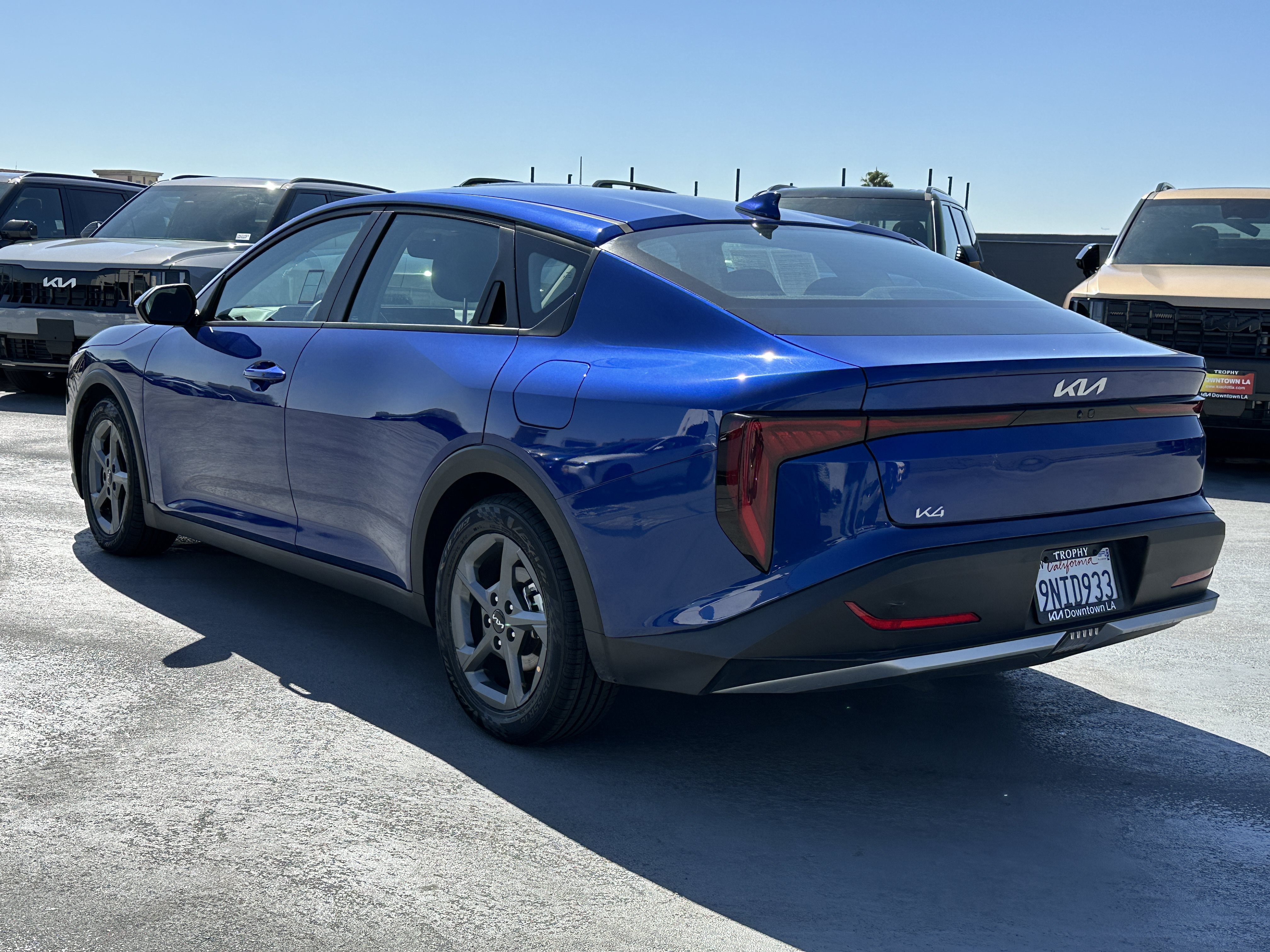 Used 2025 Kia K4 FWD image 4