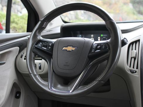 Used 2014 Chevrolet Volt Premium w/ Premium Trim Package image 20