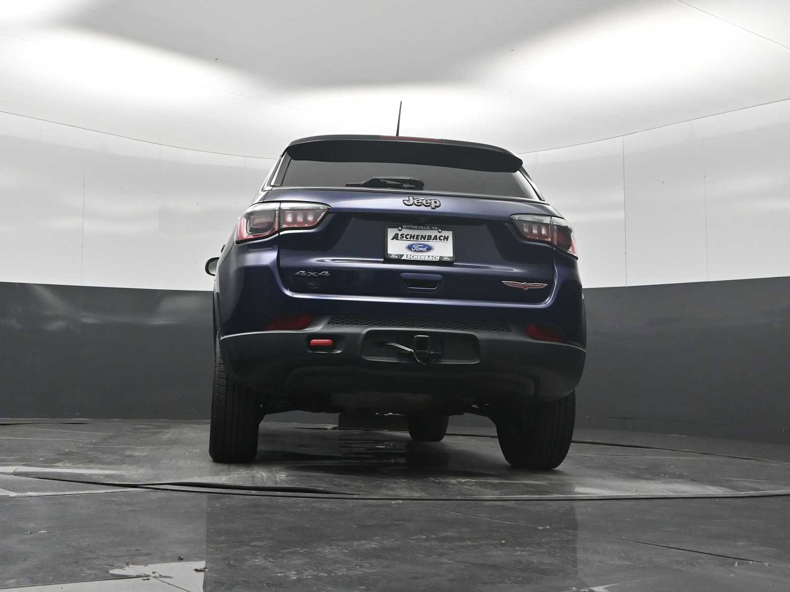 Used 2019 Jeep Compass Trailhawk w/ Popular Equipment Group AWD/4WD image 37