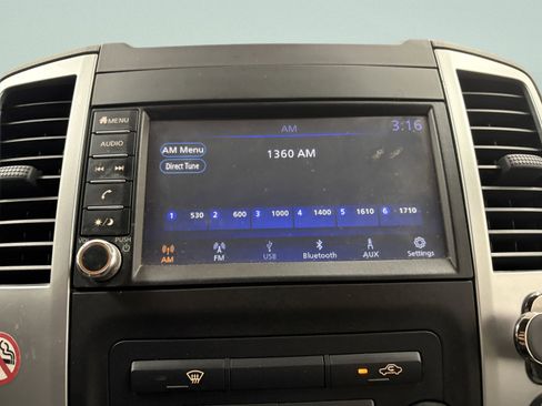 Used 2019 Nissan Frontier SV image 13