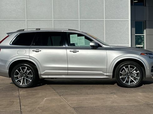Used 2019 Volvo XC90 T6 Momentum w/ Advanced Package image 3
