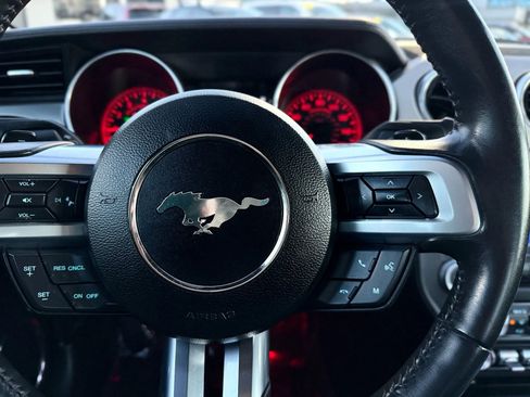 Used 2021 Ford Mustang Premium image 22