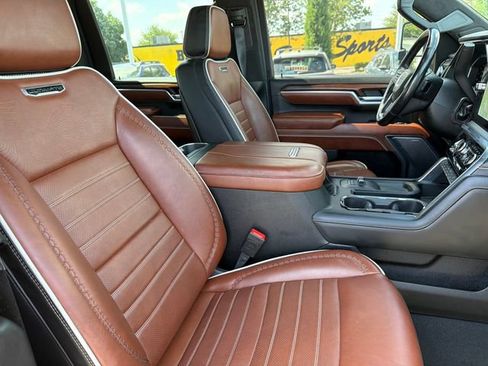 Used 2024 GMC Sierra 2500 Denali Ultimate AWD/4WD image 26