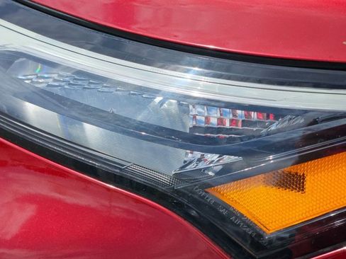 Certified 2025 Nissan Rogue SV image 10