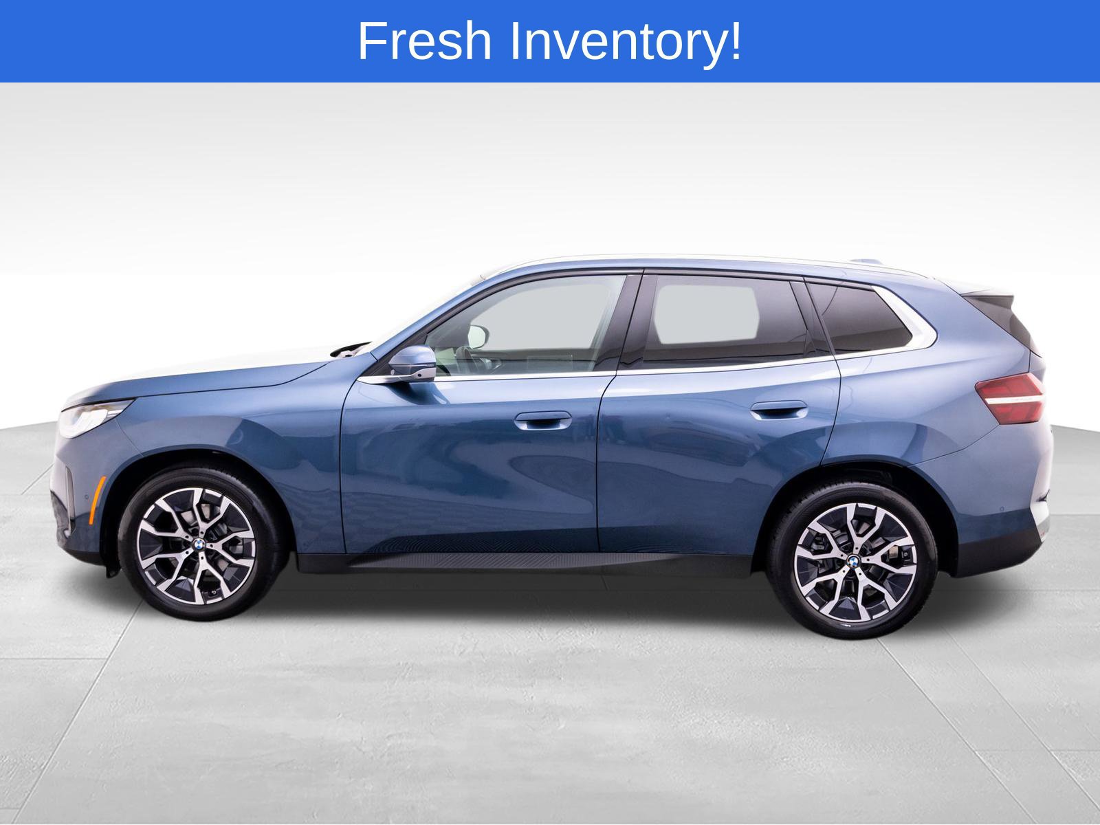 Used 2026 BMW X3 xDrive30i AWD/4WD image 2