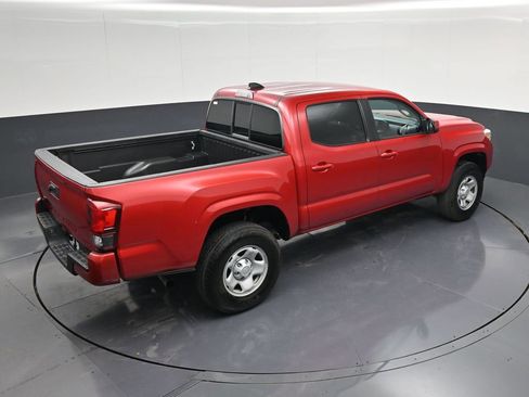 Used 2022 Toyota Tacoma SR w/ SR Convenience Package RWD image 23