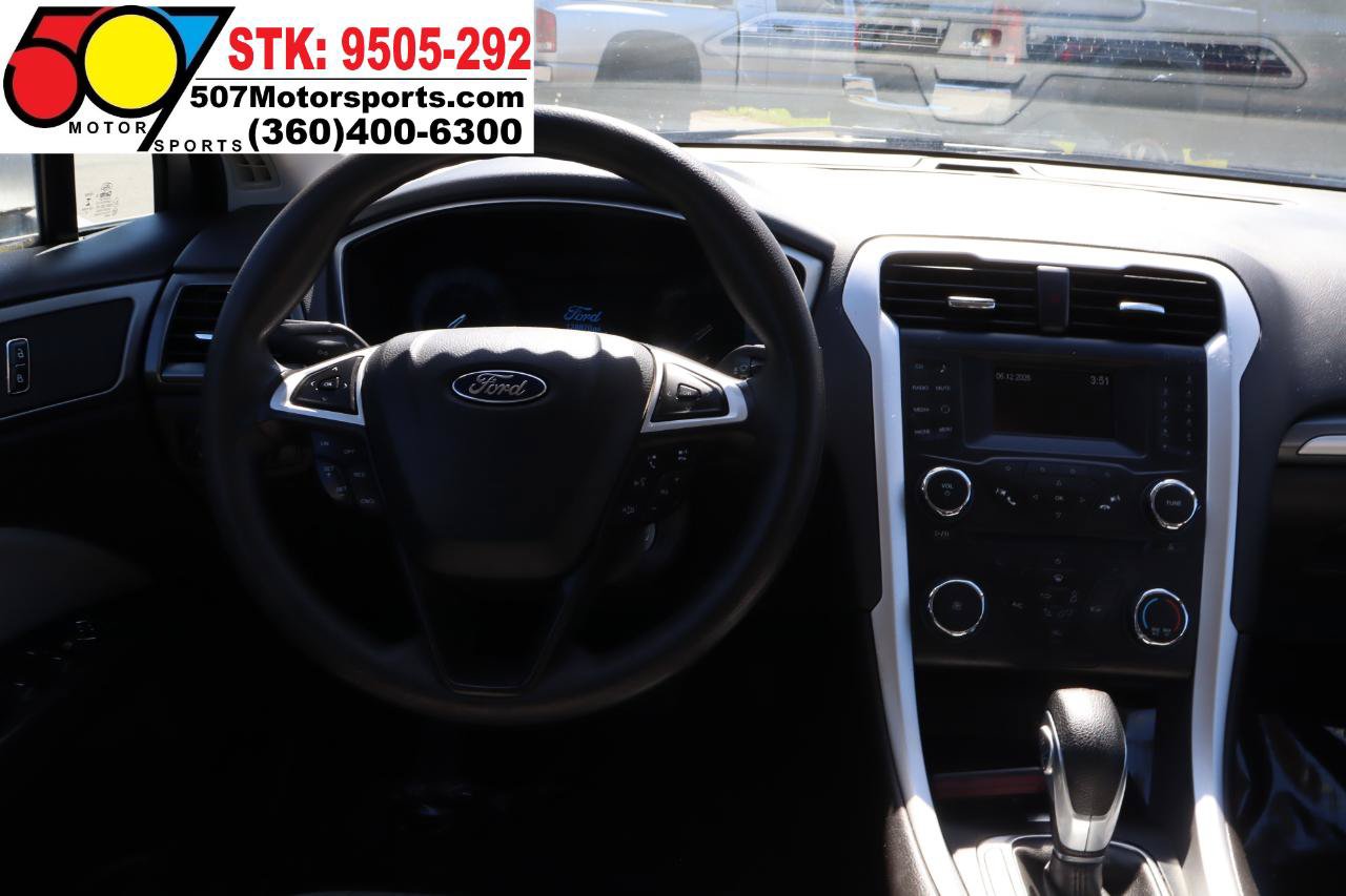 Used 2015 Ford Fusion S FWD image 18