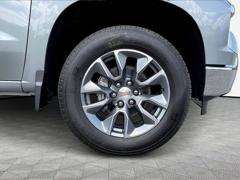New 2026 Chevrolet Silverado 1500 LT image 13
