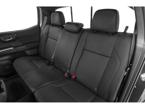 Used 2019 Toyota Tacoma TRD Sport AWD/4WD image 8