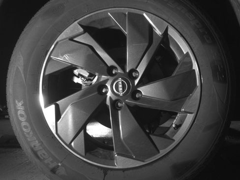 Used 2025 Nissan Rogue SV image 15