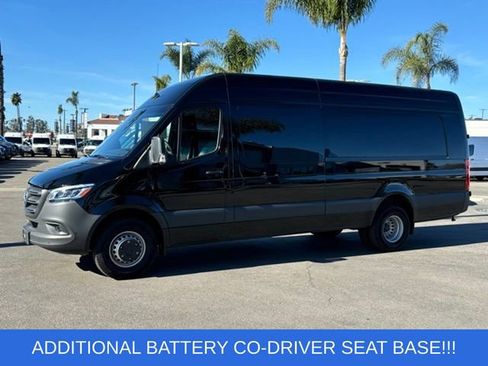 Used 2024 Mercedes-Benz Sprinter 3500 image 7