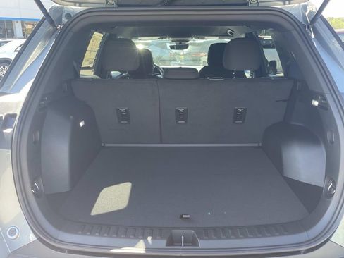 New 2026 Chevrolet Equinox LT w/ Safety and Technology Package FWD image 10