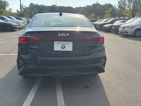 Used 2022 Kia Forte LXS FWD image 15