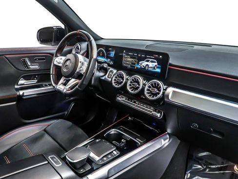 Used 2022 Mercedes-Benz GLB 35 AMG 4MATIC image 16