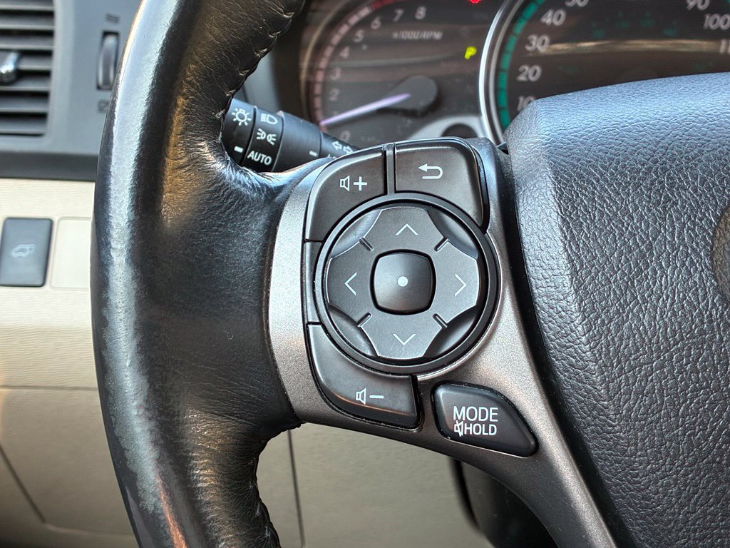 Used 2014 Toyota Venza XLE w/ XLE Premium Package FWD image 16