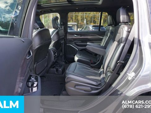 Used 2023 Jeep Grand Cherokee L Overland w/ Luxury Tech Group IV image 22
