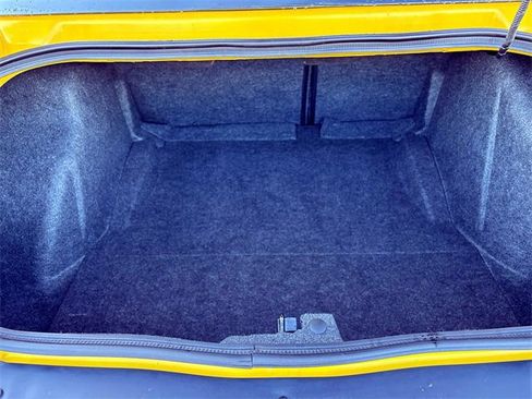 Used 2017 Dodge Challenger SRT w/ Technology Group image 17