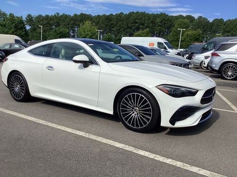 Used 2024 Mercedes-Benz CLE 300 4MATIC Coupe image 2