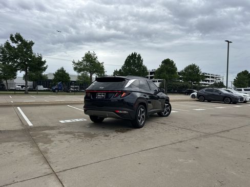 Used 2023 Hyundai Tucson Limited AWD/4WD image 3