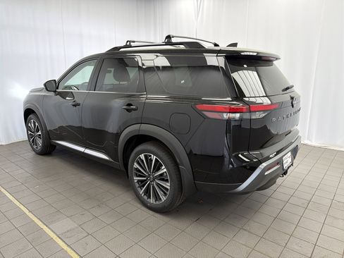 New 2026 Nissan Pathfinder Platinum AWD/4WD image 6