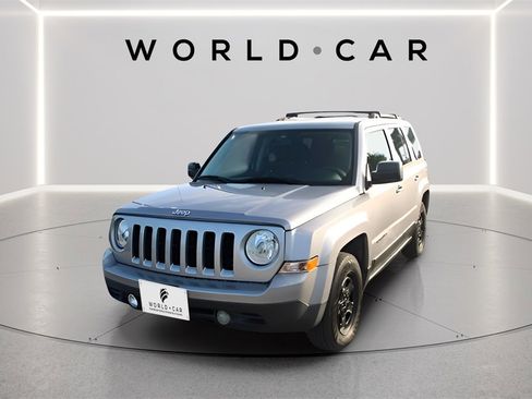 Used 2017 Jeep Patriot Sport w/ Power Value Group image 3
