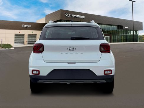 New 2026 Hyundai Venue SEL FWD image 7