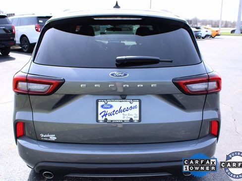 Used 2024 Ford Escape ST-Line w/ Cold Weather Package image 8