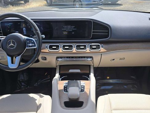 Certified 2020 Mercedes-Benz GLE 350 w/ Premium Package image 18