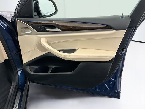 Used 2021 BMW X3 xDrive30e w/ Executive Package image 35