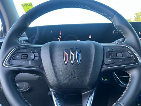Used 2025 Buick Encore GX Preferred image 28
