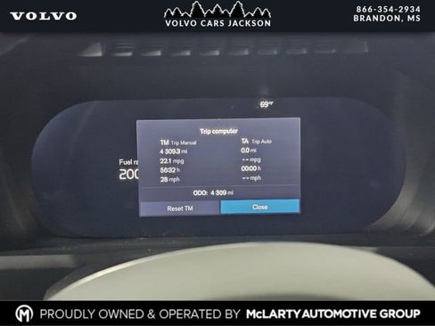 New 2026 Volvo XC90 B6 Plus w/ Protection Package Premier image 6