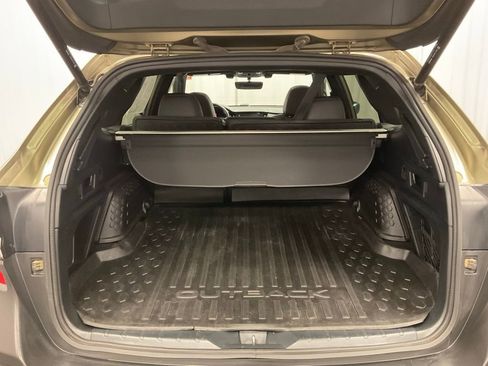 Used 2022 Subaru Outback Wilderness image 36