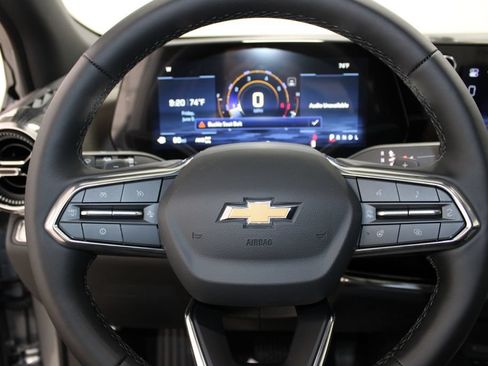 New 2026 Chevrolet Equinox LT w/ Convenience Package II AWD/4WD image 30
