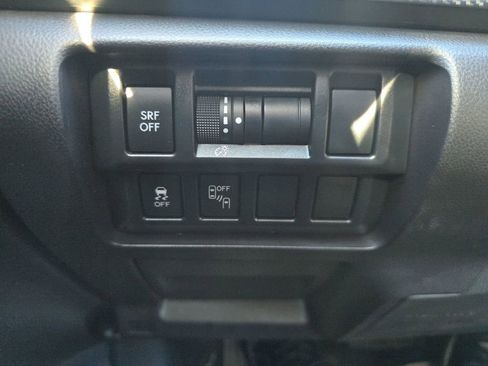 Used 2019 Subaru Impreza 2.0i Premium w/ Eyesight & BSD/Rcta & SRF image 14