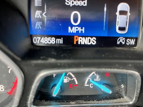 Used 2018 Ford Escape SEL FWD image 16