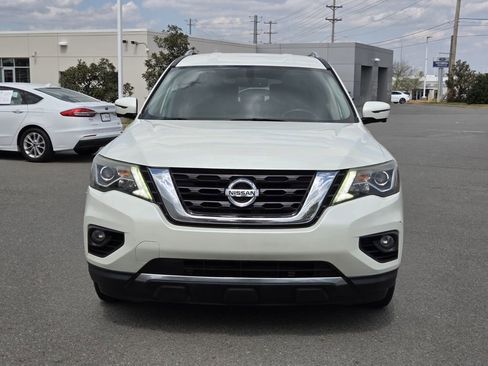 Used 2017 Nissan Pathfinder SL w/ SL Tech Package FWD image 13