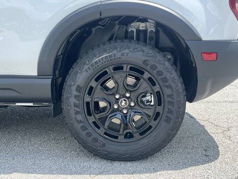 New 2026 Ford Bronco Sport Outer Banks w/ Sasquatch Outer Banks Package AWD/4WD image 26