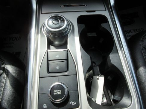 Used 2022 Ford Explorer Limited w/ Equipment Group 301A image 25