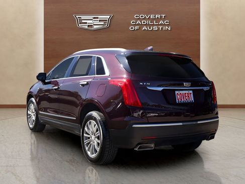 Used 2018 Cadillac XT5 Luxury image 3