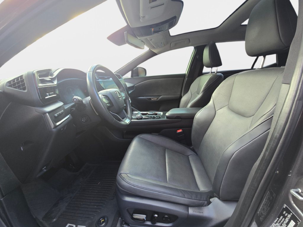 Certified 2023 Lexus RZ 450e Premium w/ Technology Package AWD/4WD image 18