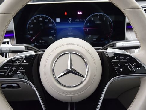 Certified 2022 Mercedes-Benz S 580 4MATIC Sedan image 22