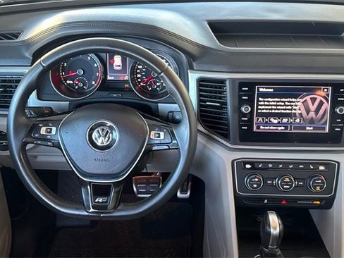 Used 2019 Volkswagen Atlas SE w/ Panoramic Sunroof Package image 14