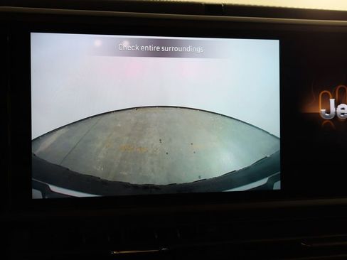 Used 2024 Jeep Wrangler Unlimited Rubicon image 37